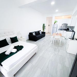 Estudio Superior con Cama King